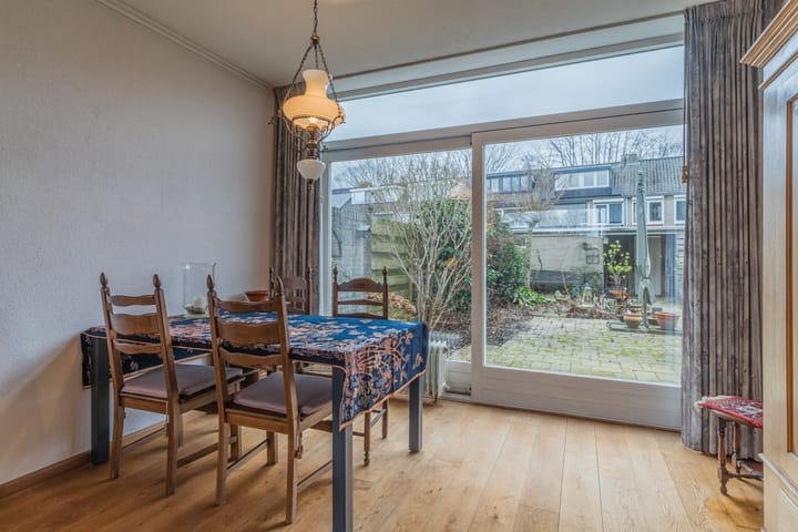 Foto 16 van Muiderslotstraat 83