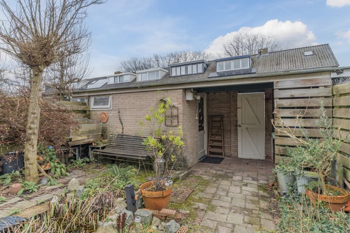 Foto 44 van Muiderslotstraat 83