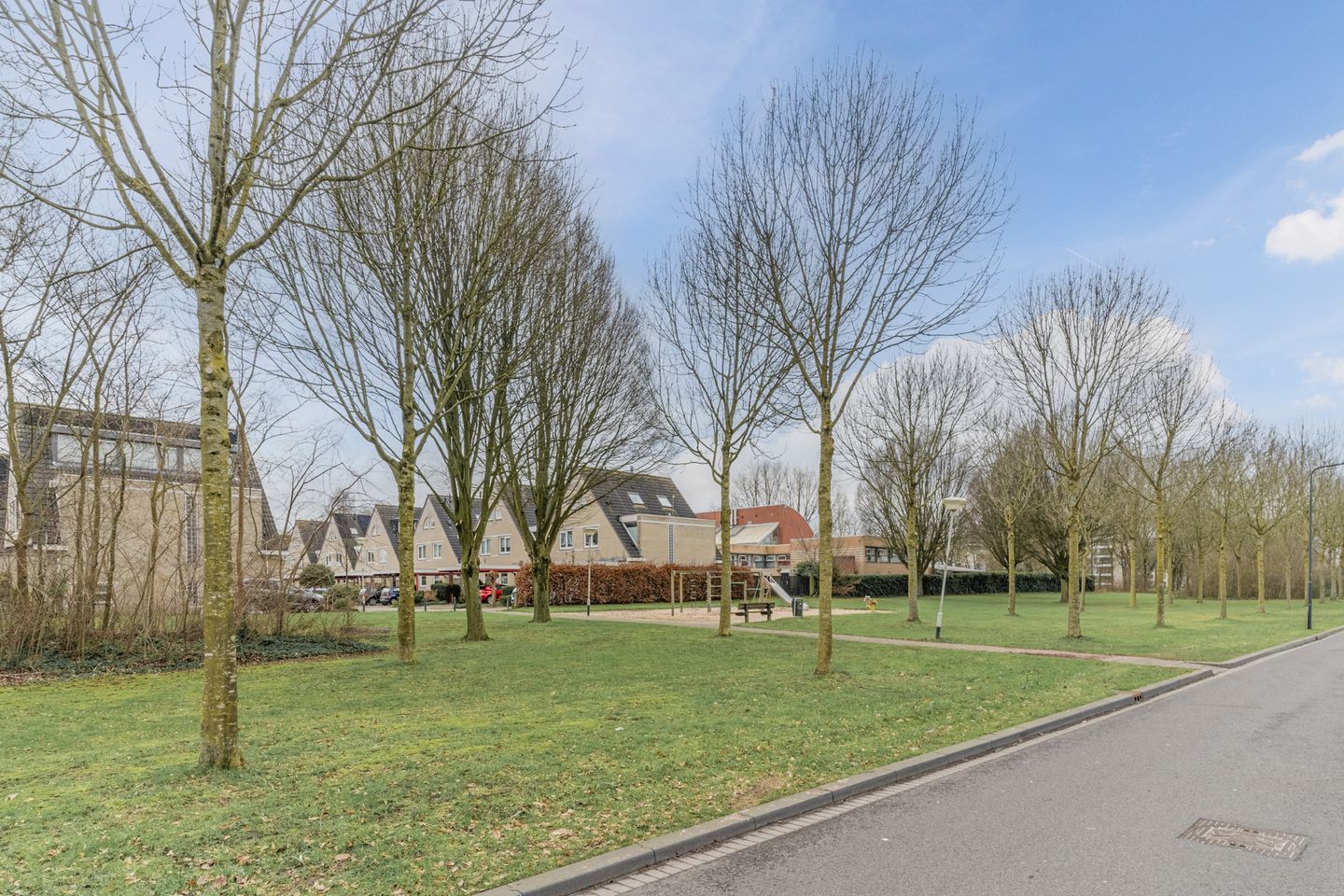 Foto 50 van Muiderslotstraat 83