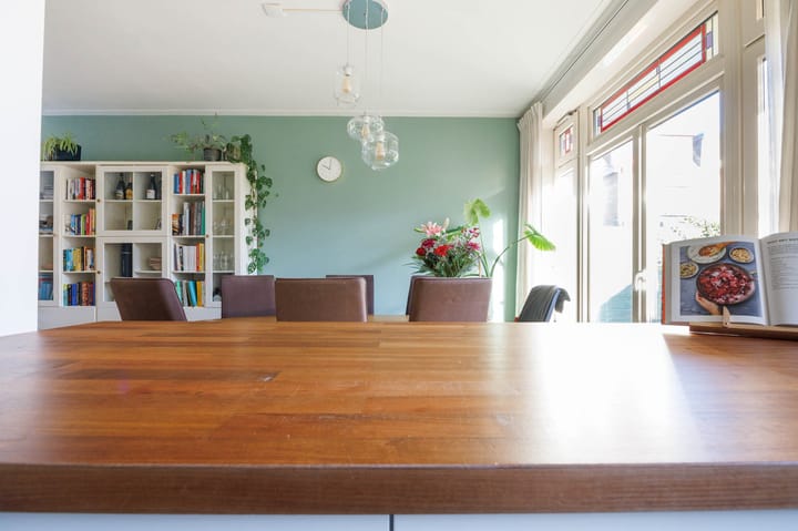 Foto 14 van Van 't Hoffstraat 20