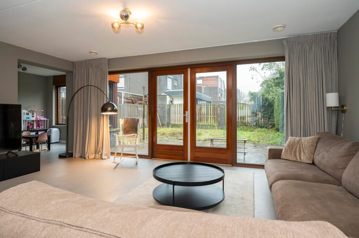 Foto 9 van Anna Bijnsstraat 5