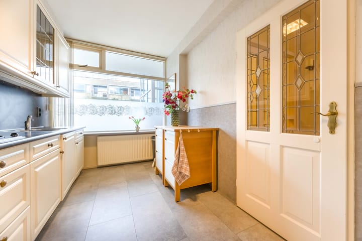 Foto 11 van Jan Ligthartstraat 241