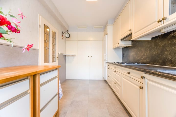 Foto 12 van Jan Ligthartstraat 241