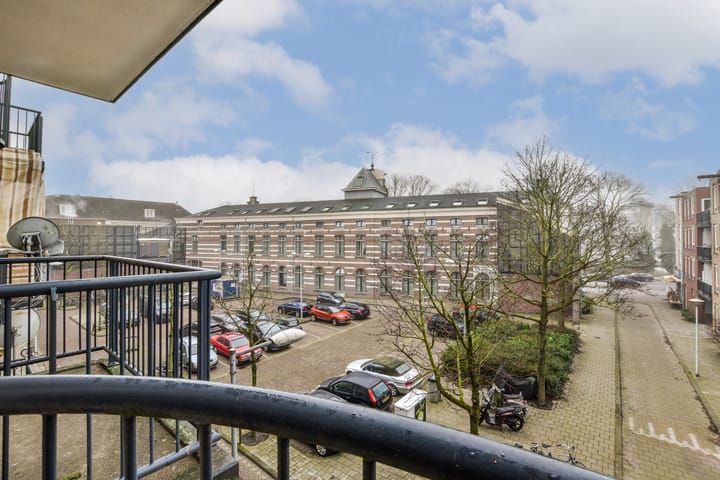 Photo 9 of Compagniestraat 18