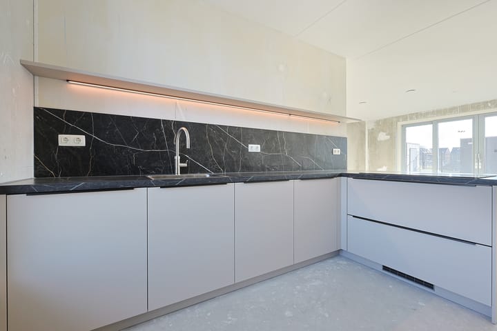 Foto 2 van Raaigras 76