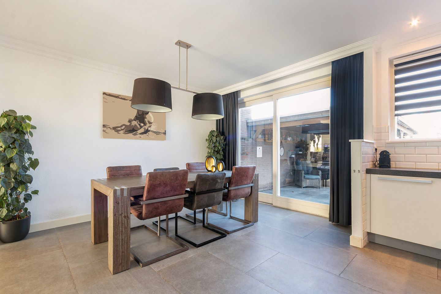 Foto 19 van Reeweg Zuid 52-E