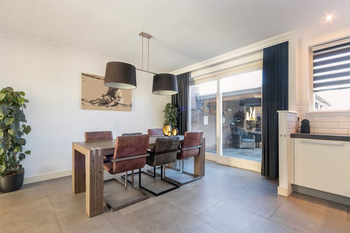 Foto 19 van Reeweg Zuid 52-E