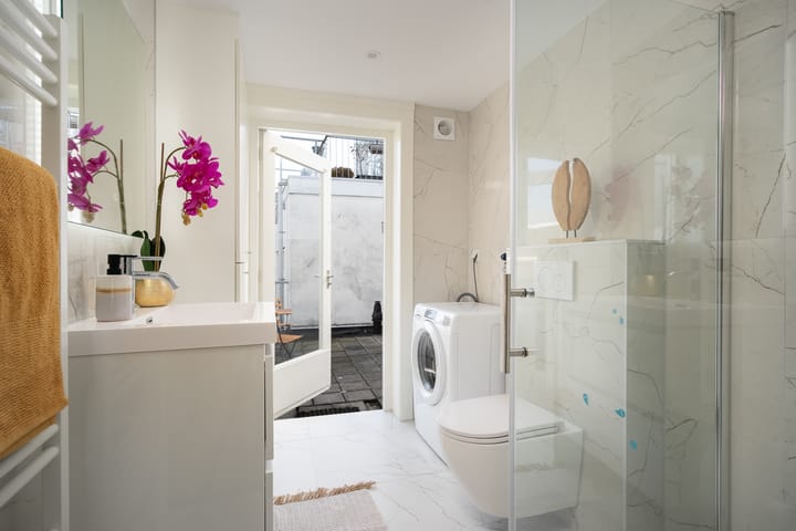 Foto 20 van Amsterdamse Veerkade 5-B