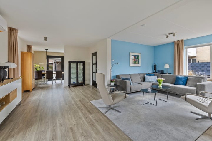 Foto 9 van Zonnedauw 64