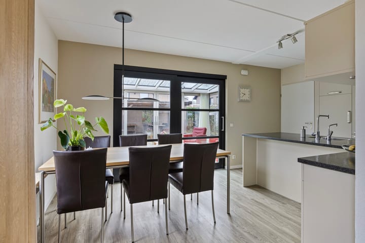 Foto 12 van Zonnedauw 64