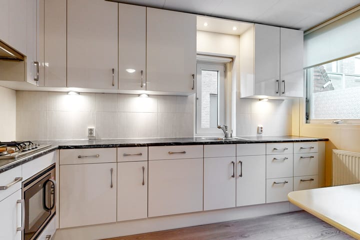 Foto 10 van Dorpsstraat 32-L