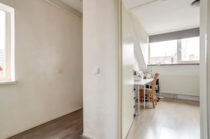 Foto 15 van Anna van Hensbeeksingel 92