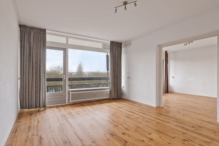 Foto 2 van Cloekplein 44