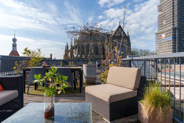 Photo 35 of Oudkerkhof 47