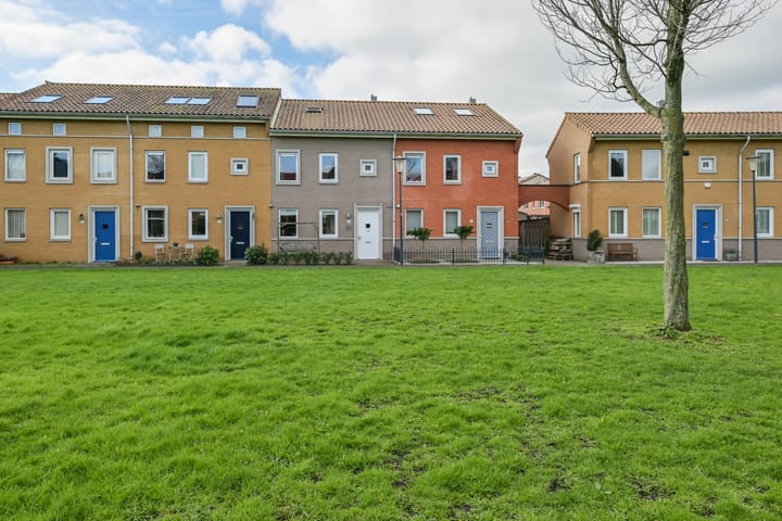 Foto 1 van Dijkland 37