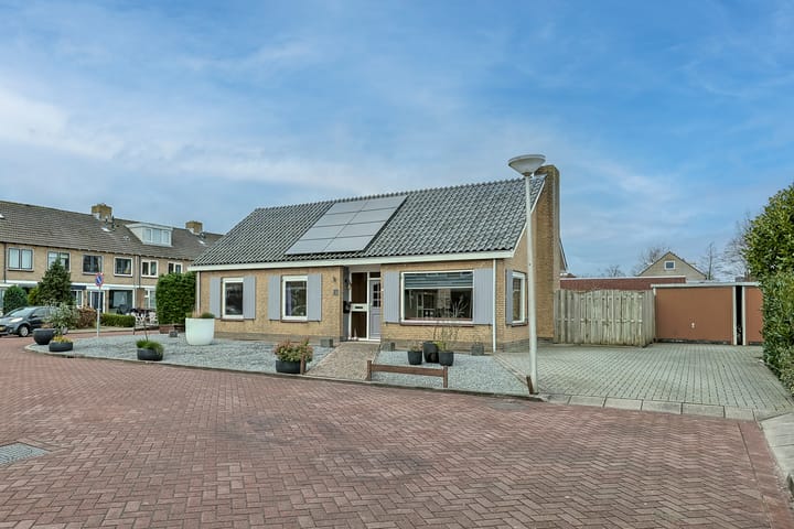 Foto 1 van Ambroziolaan 12