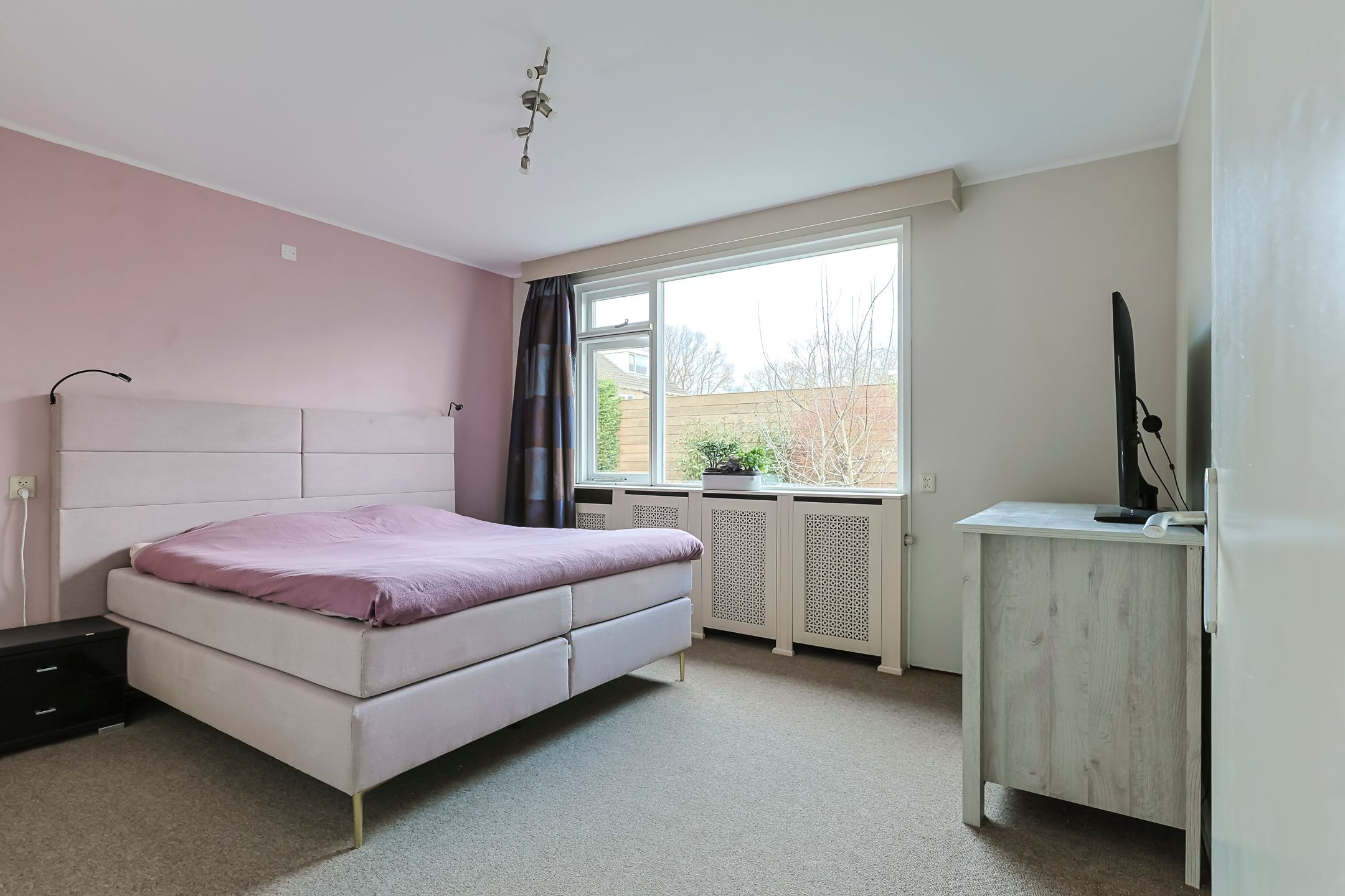 Foto 21 van Ambroziolaan 12