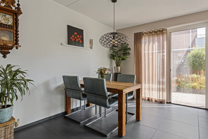 Foto 10 van Ovito 14