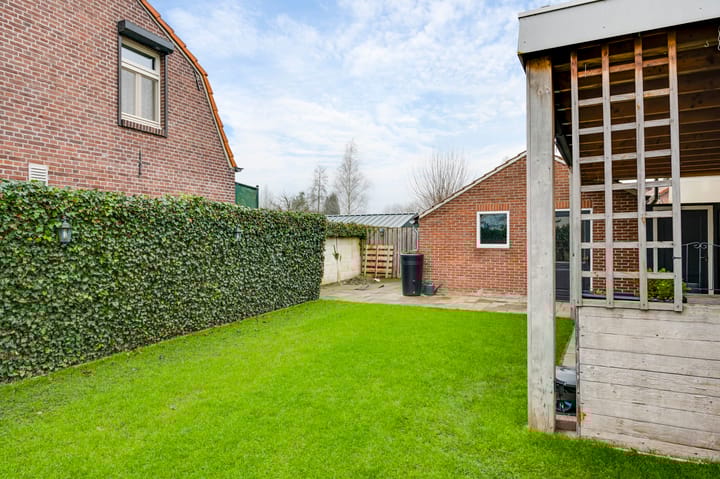 Foto 30 van Burgemeester Aquariusstraat 40