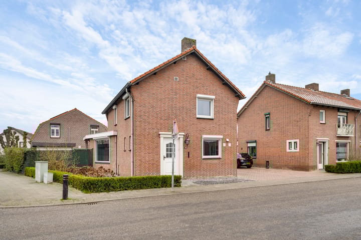 Foto 33 van Burgemeester Aquariusstraat 40