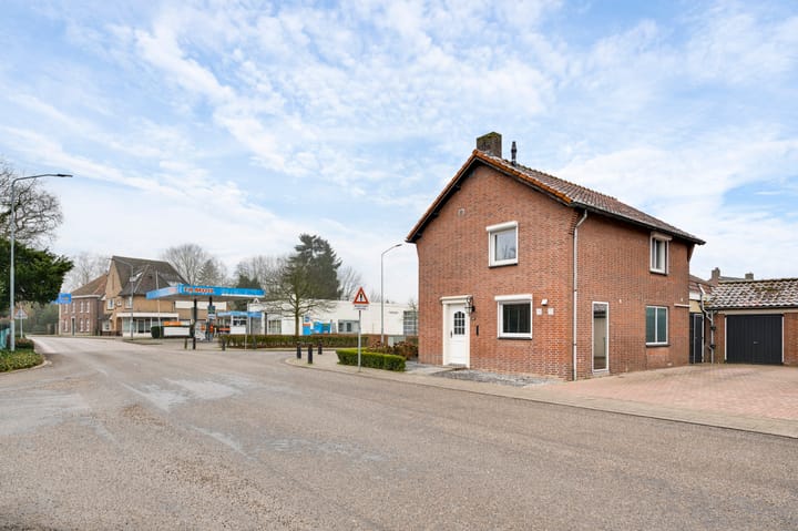 Foto 36 van Burgemeester Aquariusstraat 40