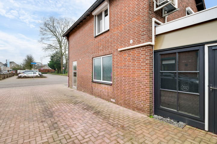 Foto 38 van Burgemeester Aquariusstraat 40