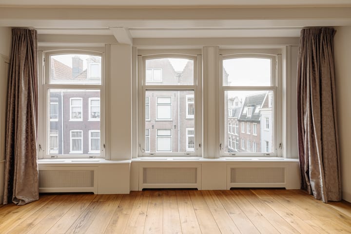 Photo 18 of Willemsstraat 14-C