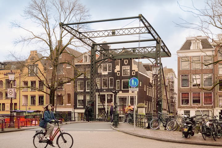 Photo 1 of Willemsstraat 14-C