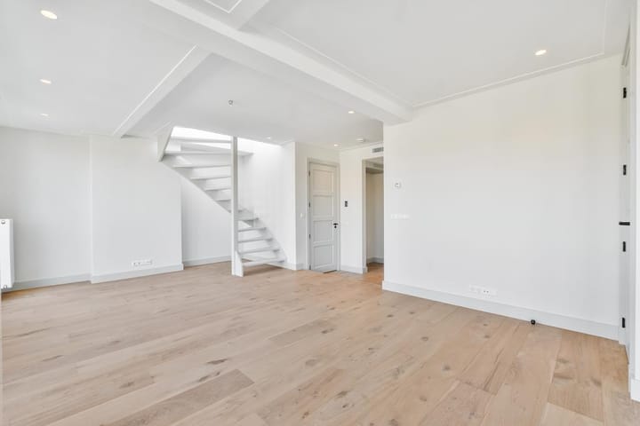 Foto 6 van Roerstraat 82-4