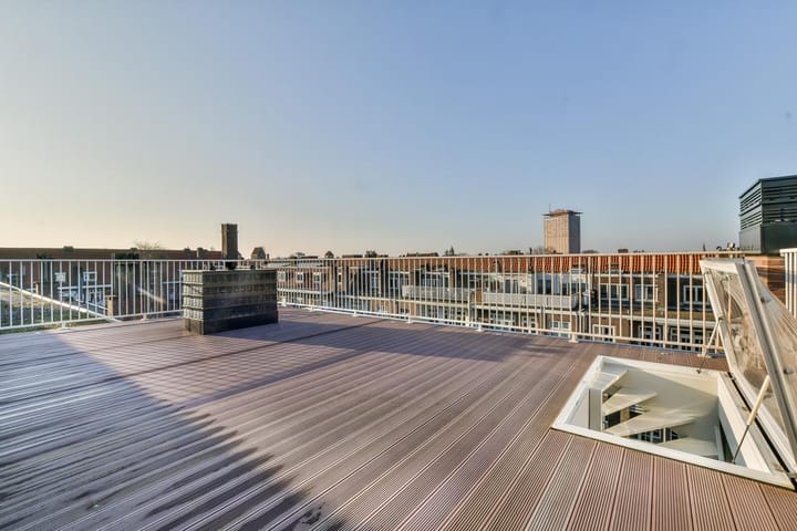 Foto 17 van Roerstraat 82-4