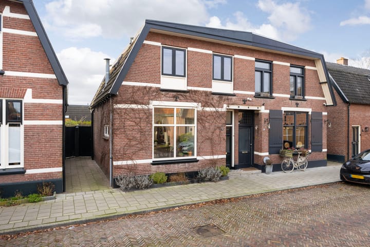 Foto 5 van Hazelaarweg 9