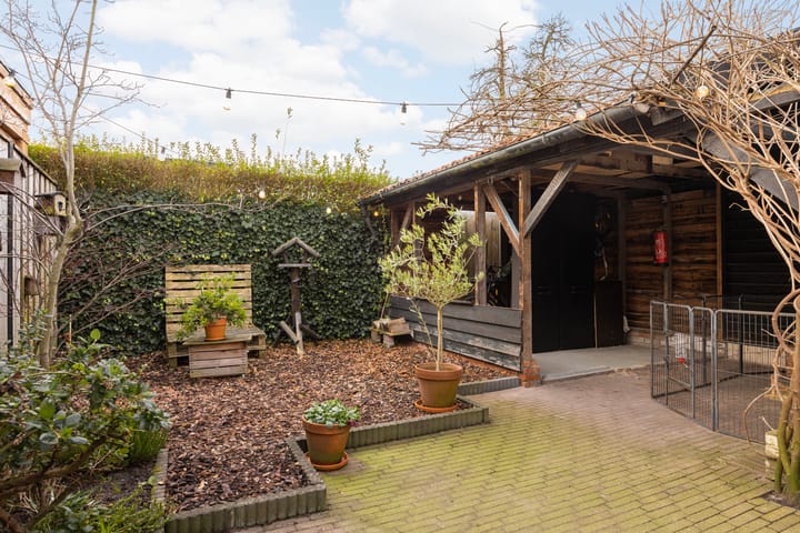 Foto 26 van Hazelaarweg 9