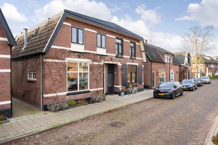 Foto 29 van Hazelaarweg 9