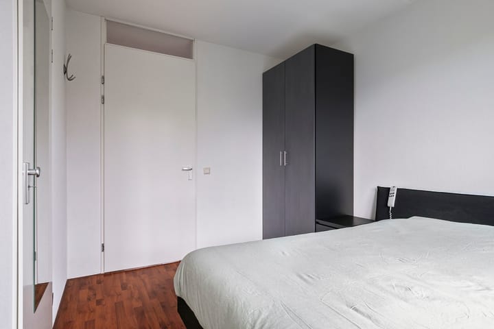 Photo 14 of Pieter Zeemanstraat 1-23