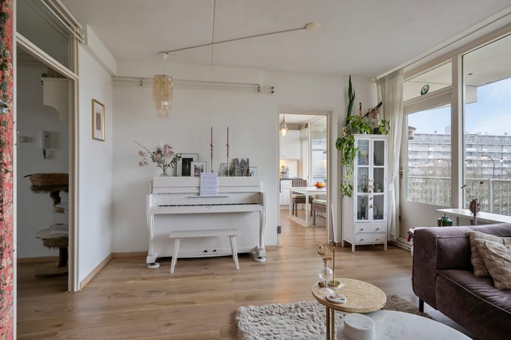 Foto 7 van Bachplein 402