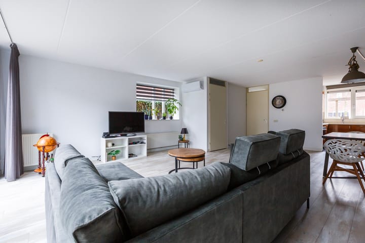 Foto 5 van Plaatwerkerstraat 20