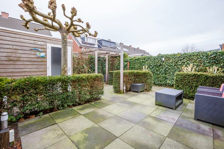 Foto 10 van Plaatwerkerstraat 20