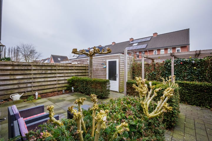 Foto 11 van Plaatwerkerstraat 20