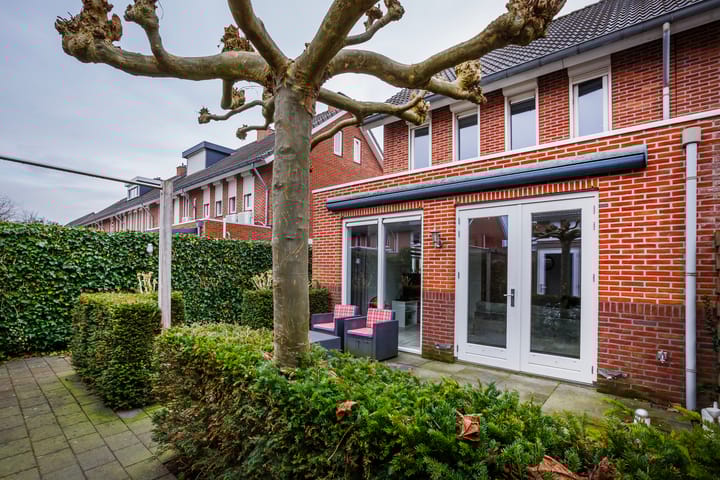 Foto 12 van Plaatwerkerstraat 20