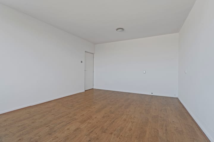 Photo 16 of Symfoniestraat 58