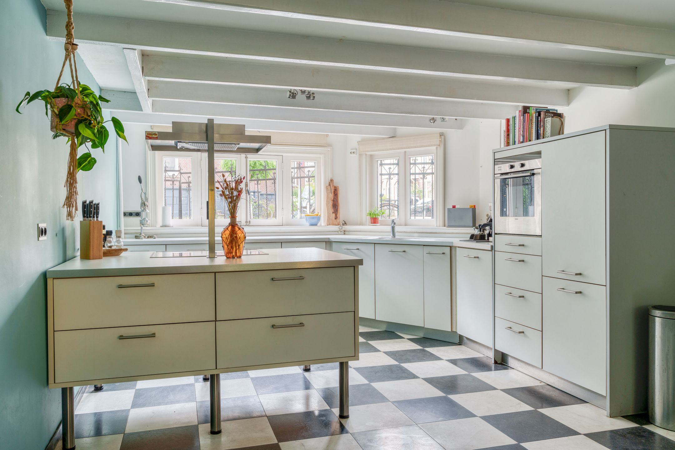 Photo 18 of Johan Willem Frisostraat 2