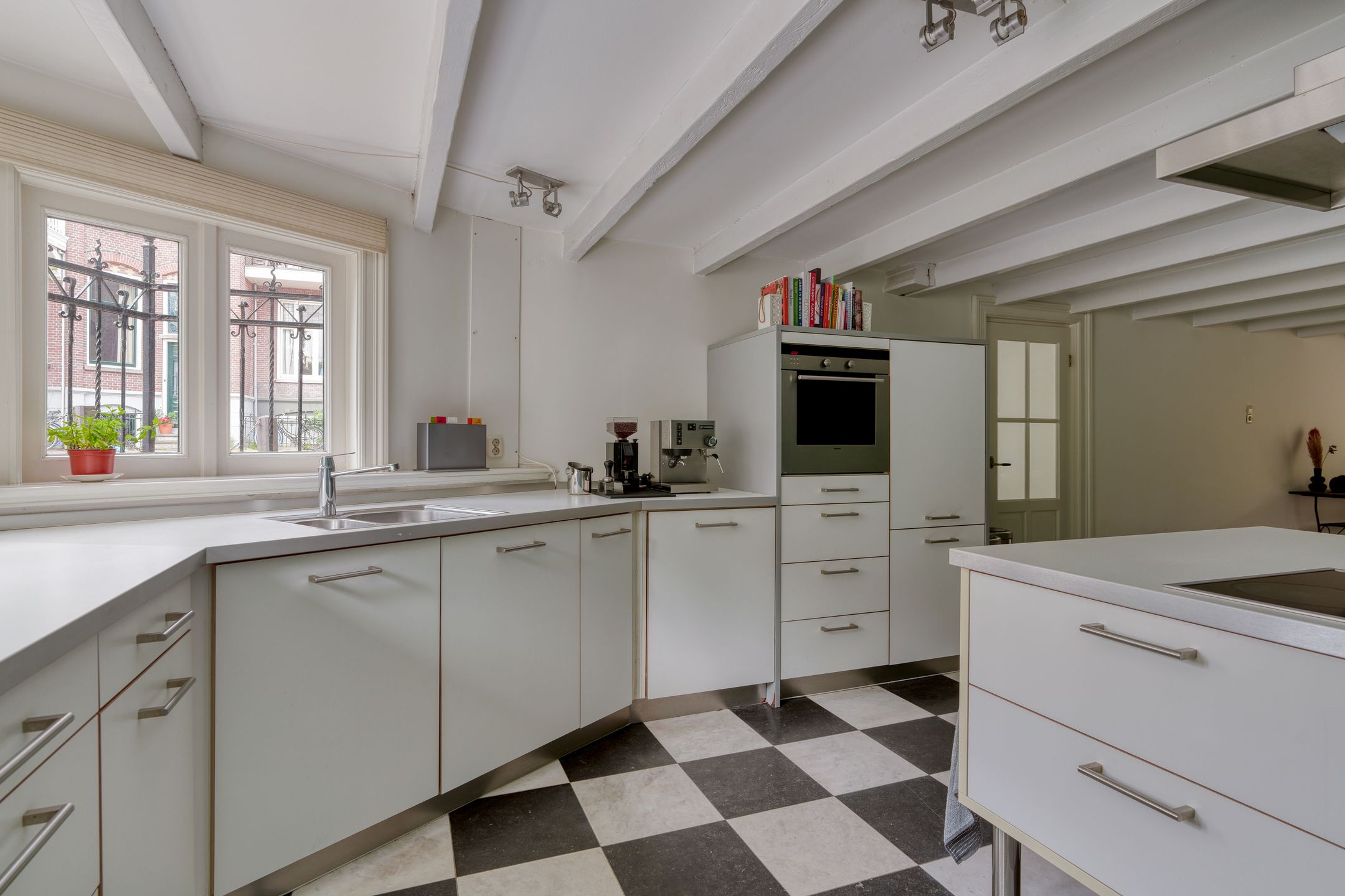 Photo 21 of Johan Willem Frisostraat 2