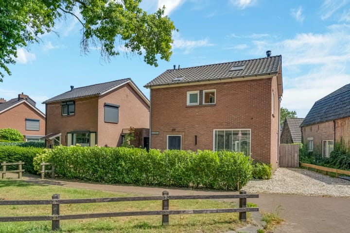 Foto 2 van Eerbeekseweg 2