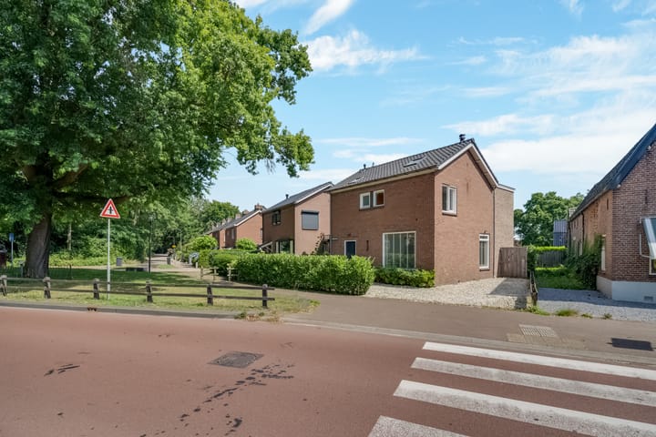 Foto 3 van Eerbeekseweg 2