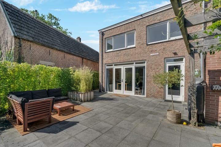 Foto 26 van Eerbeekseweg 2