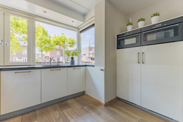 Foto 13 van Tegelzetter 47