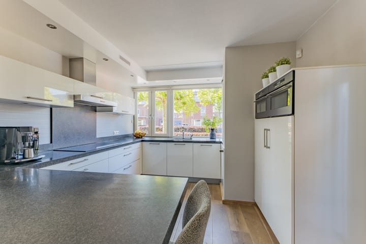 Foto 14 van Tegelzetter 47