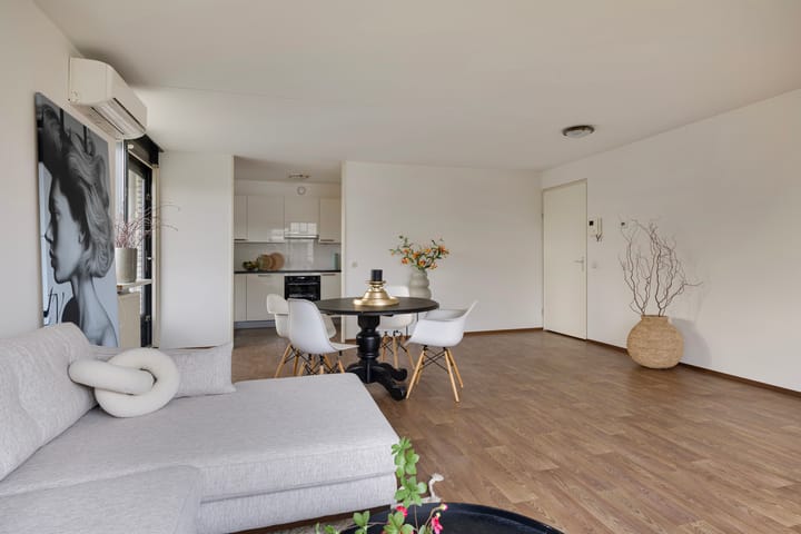 Foto 4 van Valkenaerhof 91