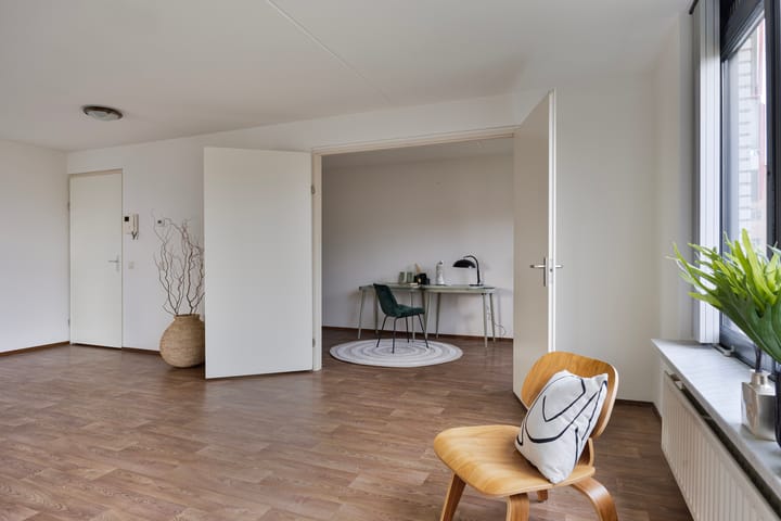 Foto 5 van Valkenaerhof 91