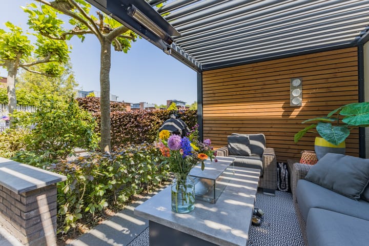 Foto 49 van Tegelzetter 47